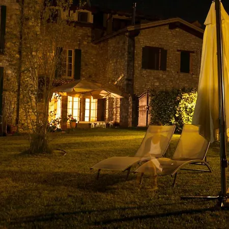 לינה וארוחת בוקר La Torretta 3*